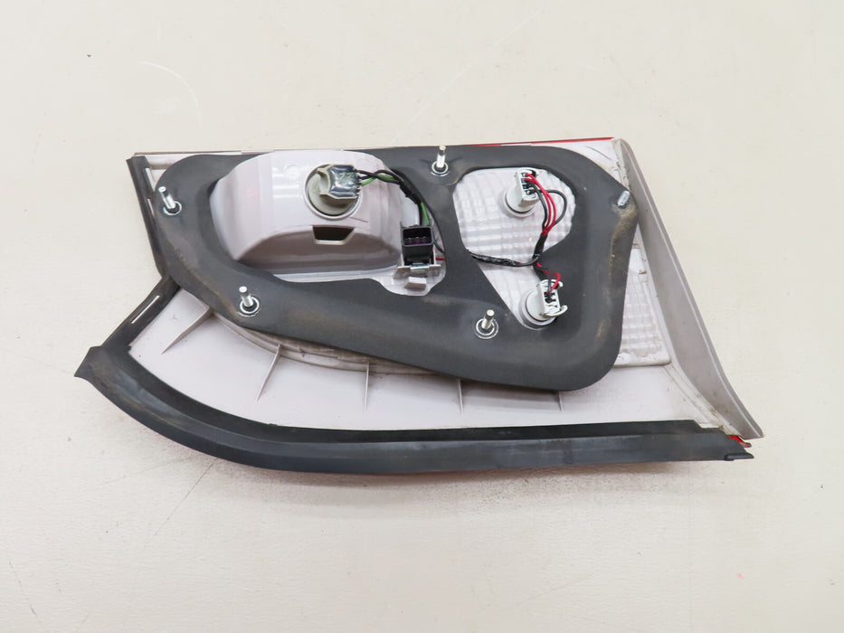 2010-2017 GMC Terrain RIGHT INNER TAILLIGHT LAMP OEM