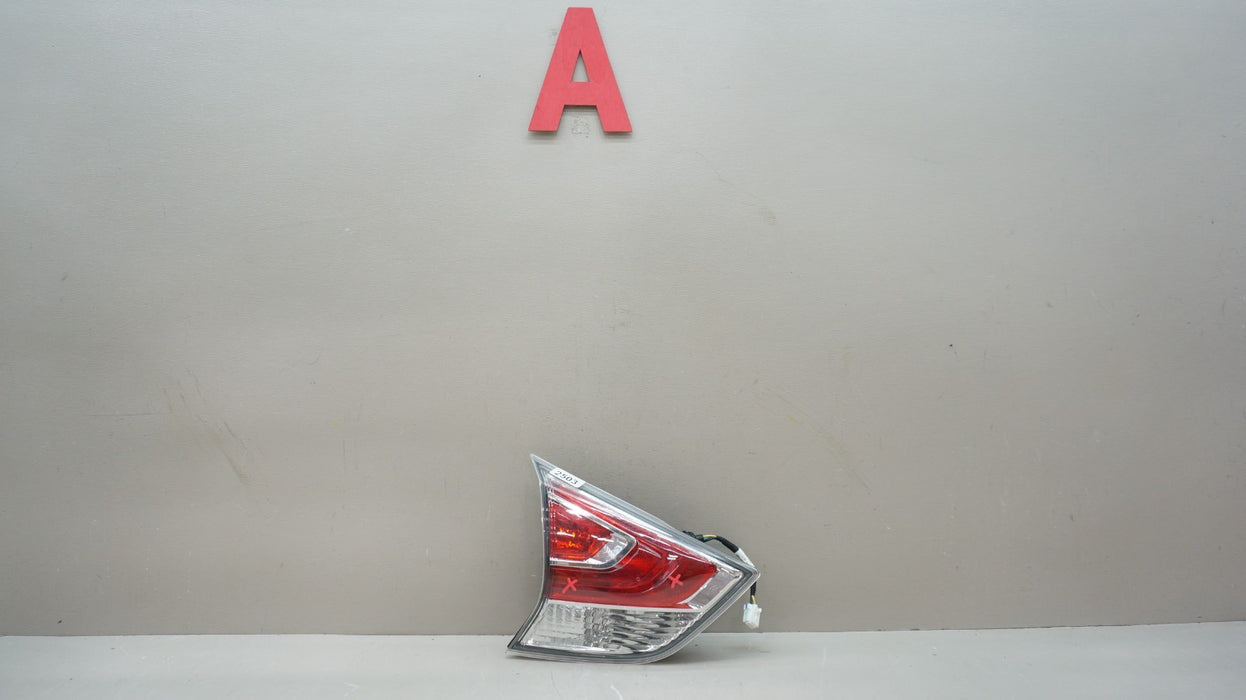 2014-2016 NISSAN ROGUE REAR LEFT DRIVERS SIDE INNER TAIL LIGHT OEM