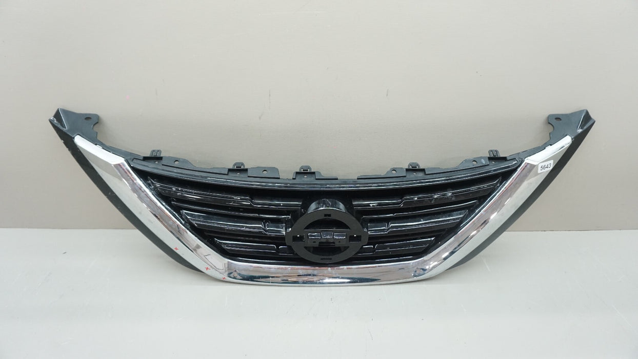 2016-2018 NISSAN ALTIMA FRONT CENTER RADIATOR GRILLE OEM