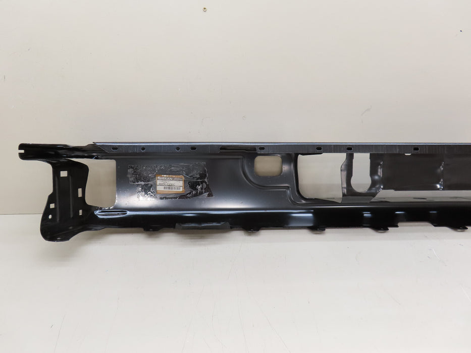 2016-2019 NISSAN TITAN XD REAR BUMPER FACE STEP BAR OEM 85030-EZ30C