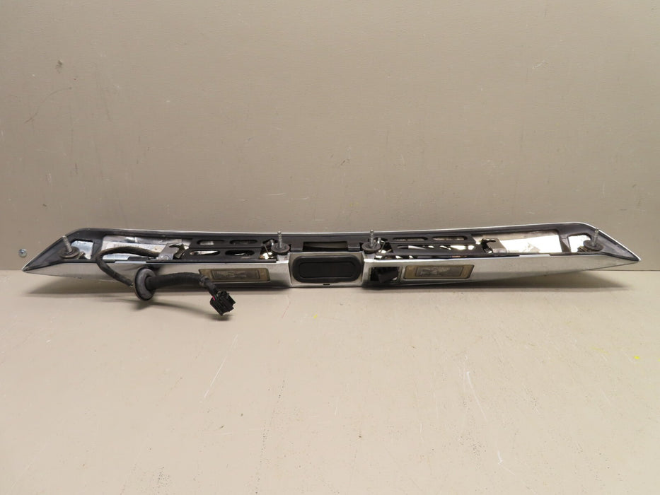 2010-2015 CHEVROLET EQUINOX TRUNK TRIM MOULDING 22802060 OEM *