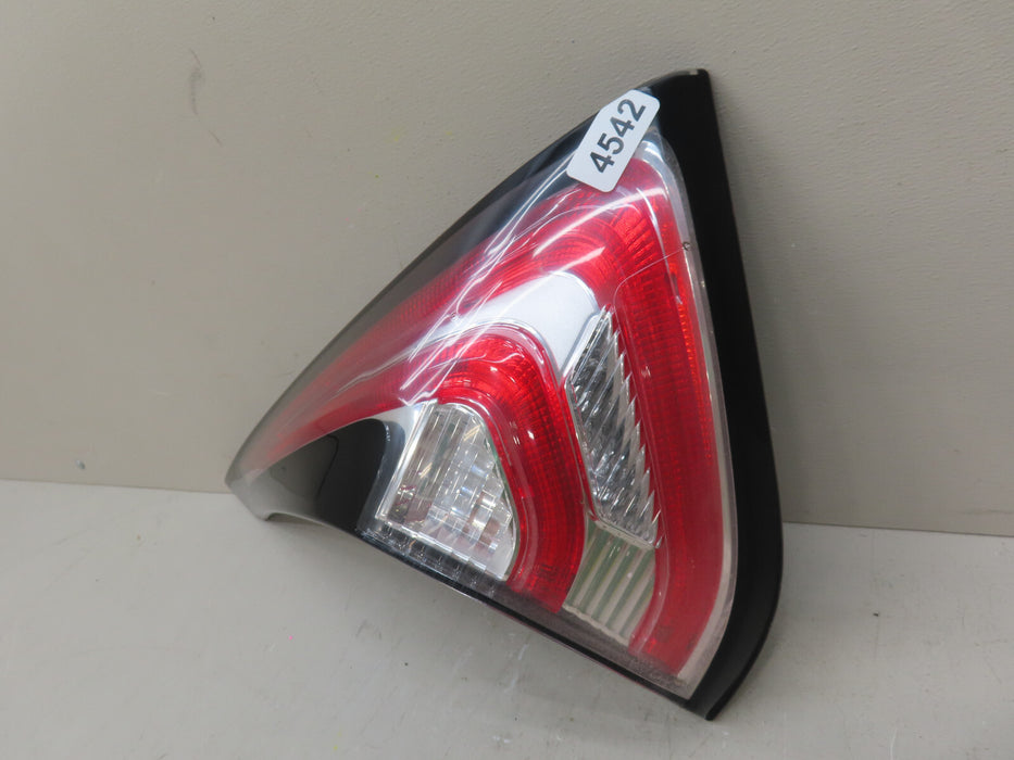 2015-2018 NISSAN MURANO REAR RIGHT OUTER TAIL LIGHT OEM