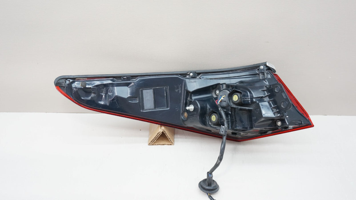 2019-2023 LEXUS ES350 ES300H REAR RIGHT LED TAIL LIGHT OEM