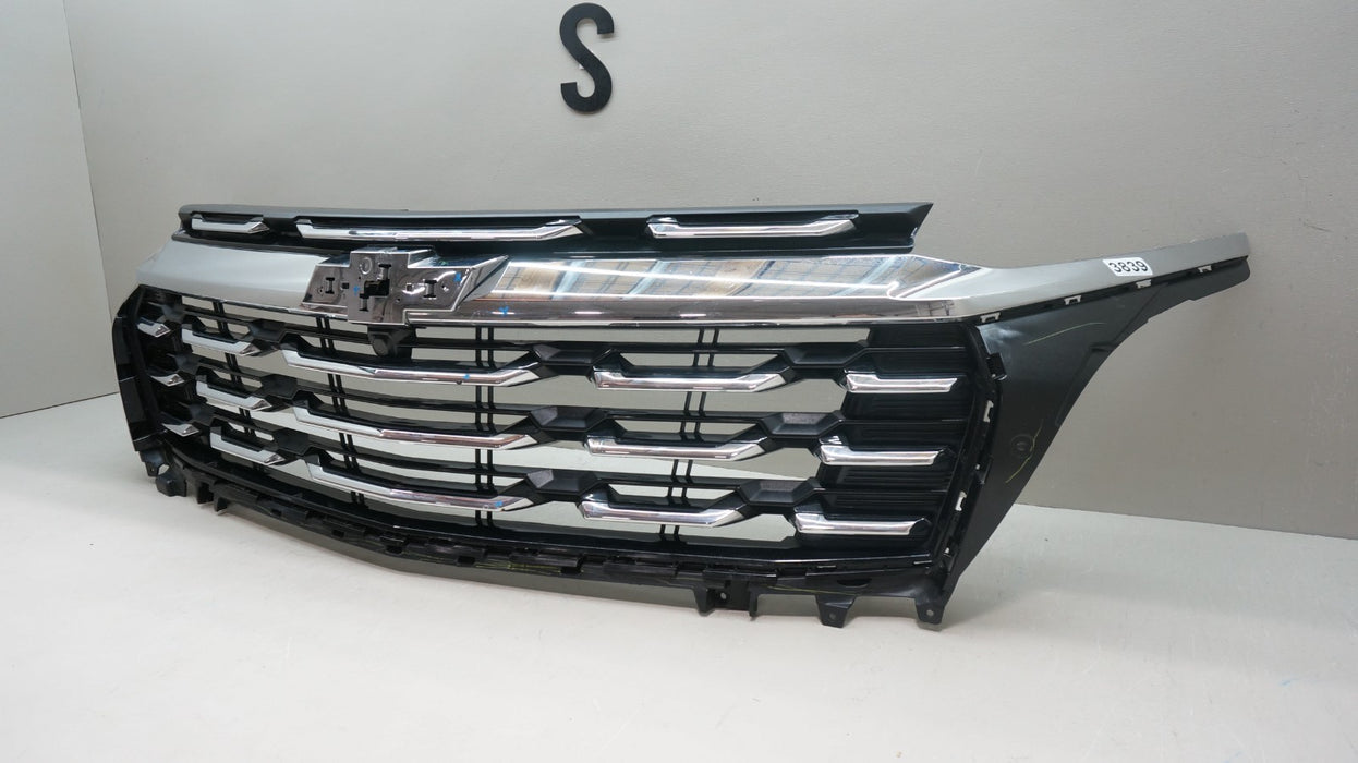 2024-2026 CHEVROLET EQUINOX FRONT BUMPER GRILLE GRILL 26426341 OEM