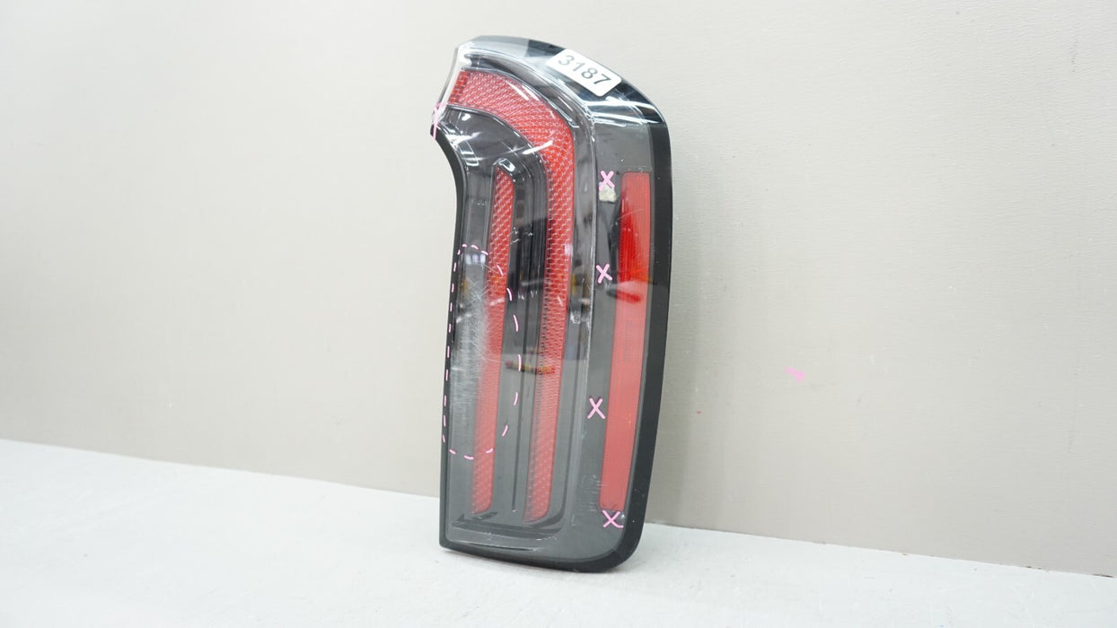 2023-2024 KIA TELLURIDE REAR RH RIGHT PASSENGER SIDE TAIL LIGHT OEM
