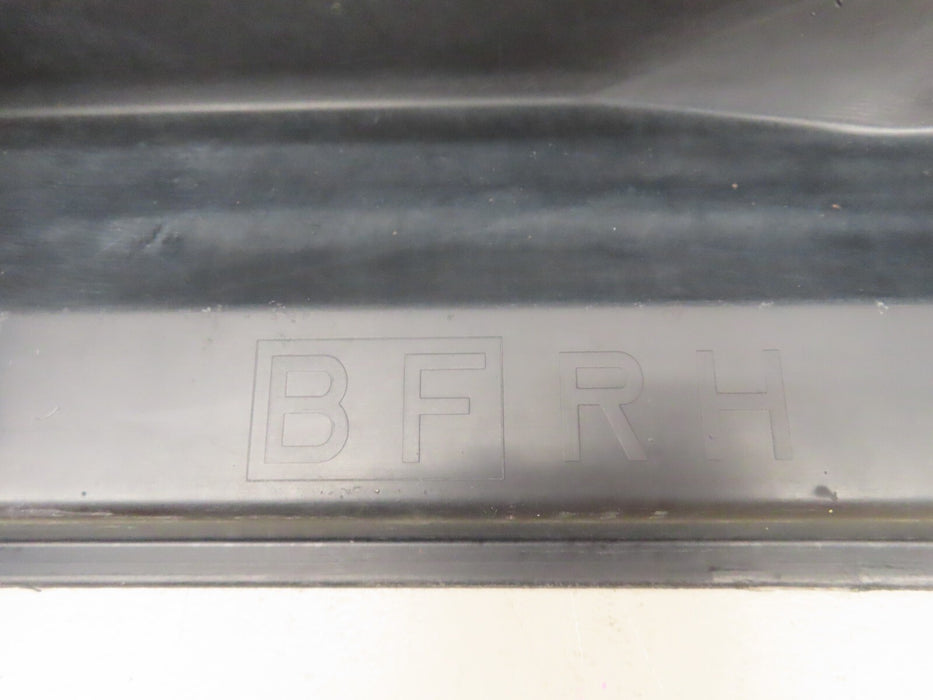 2015-2019 SUBARU OUTBACK RIGHT SIDE ROCKER SKIRT COVER PANEL OEM 91112AL56A