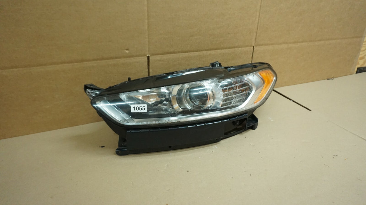 2013-2016 FORD FUSION FRONT LEFT DRIVER SIDE HEADLIGHT HALOGEN LAMP LIGHT OEM