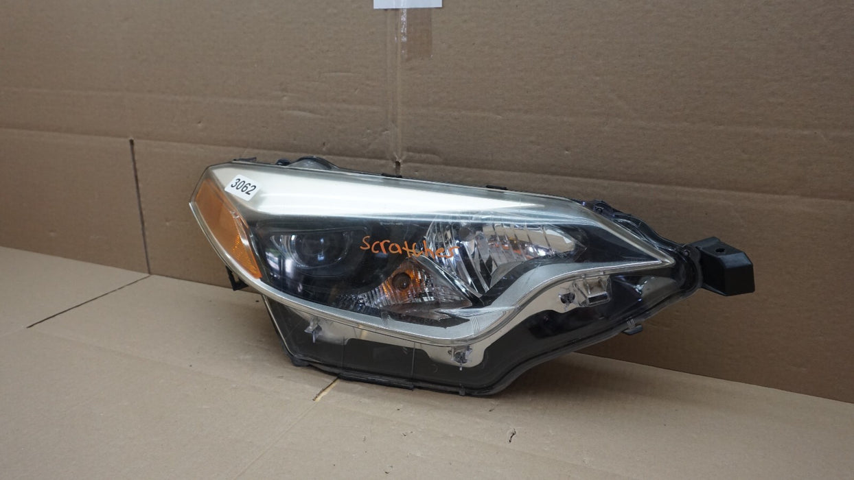 2014-2016 TOYOTA COROLLA FRONT RIGHT PASSENGER SIDE HEADLIGHT LAMP HALOGEN OEM