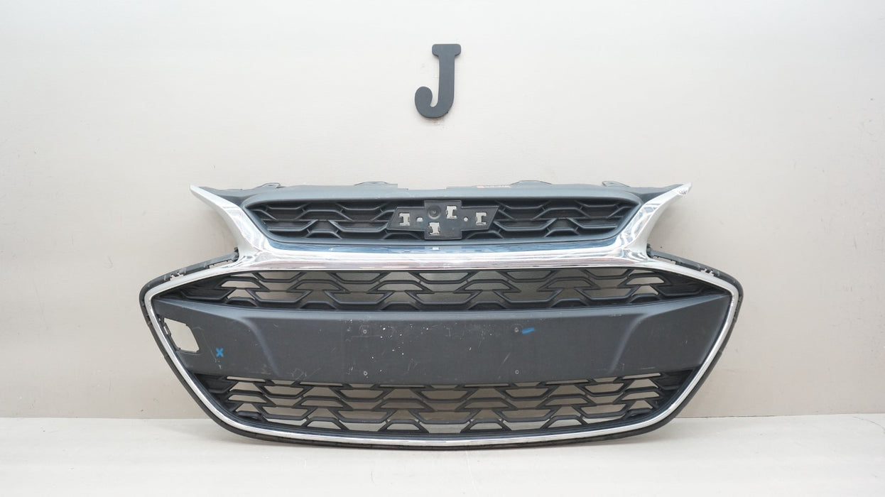 2019-2022 CHEVROLET SPARK FRONT RADIATOR GRILLE GRILL 42651733 OEM