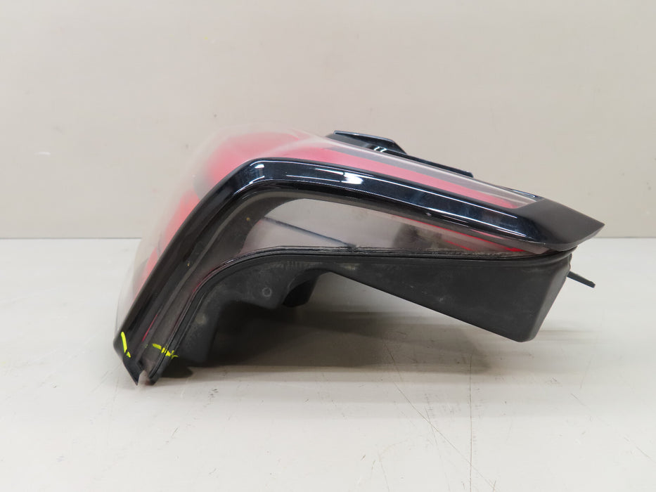2022 2023 TOYOTA TUNDRA REAR RIGHT PASSENGER SIDE TAIL LIGHT LED OEM