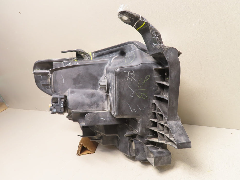 2014 2015 2016 2017 Toyota Tundra LEFT HEADLIGHT LAMP OEM