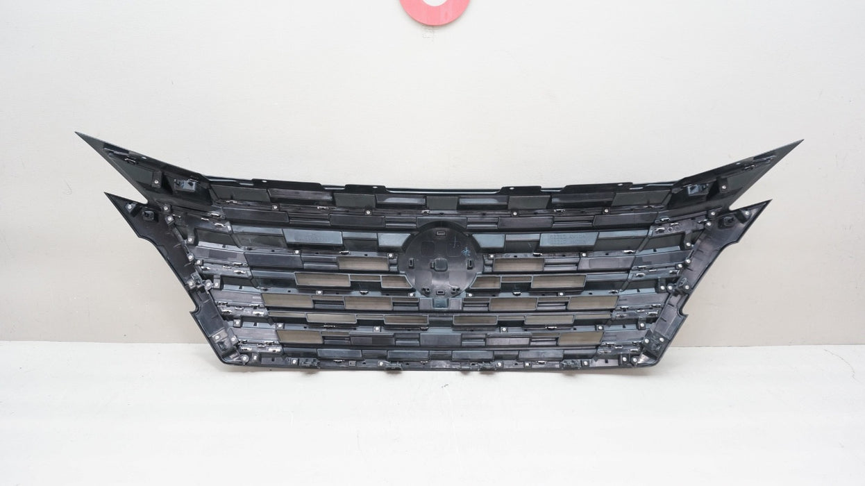 2024-2025 NISSAN ROGUE FRONT BUMPER RADIATOR GRILLE OEM 623104MT0A