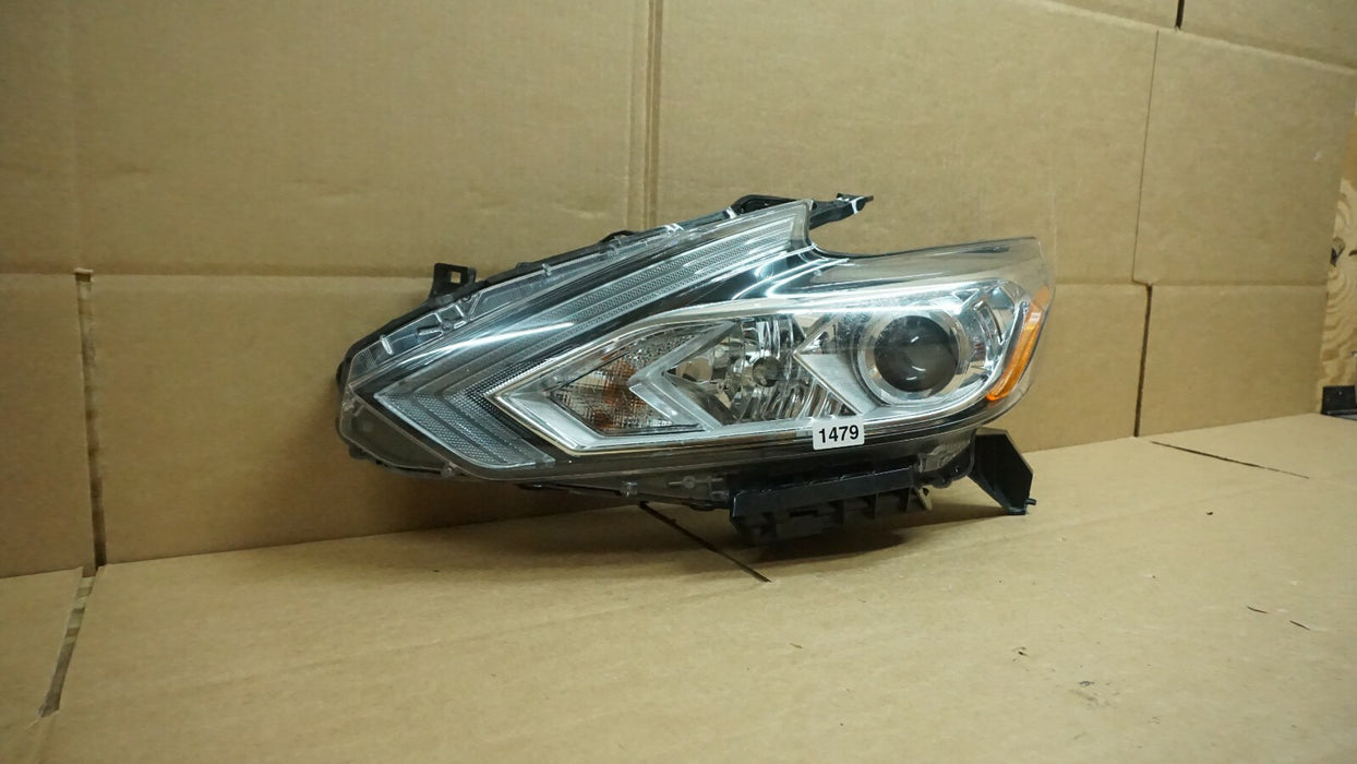2016-2018 NISSAN ALTIMA FRONT LEFT DRIVER SIDE HALOGEN HEADLIGHT OEM