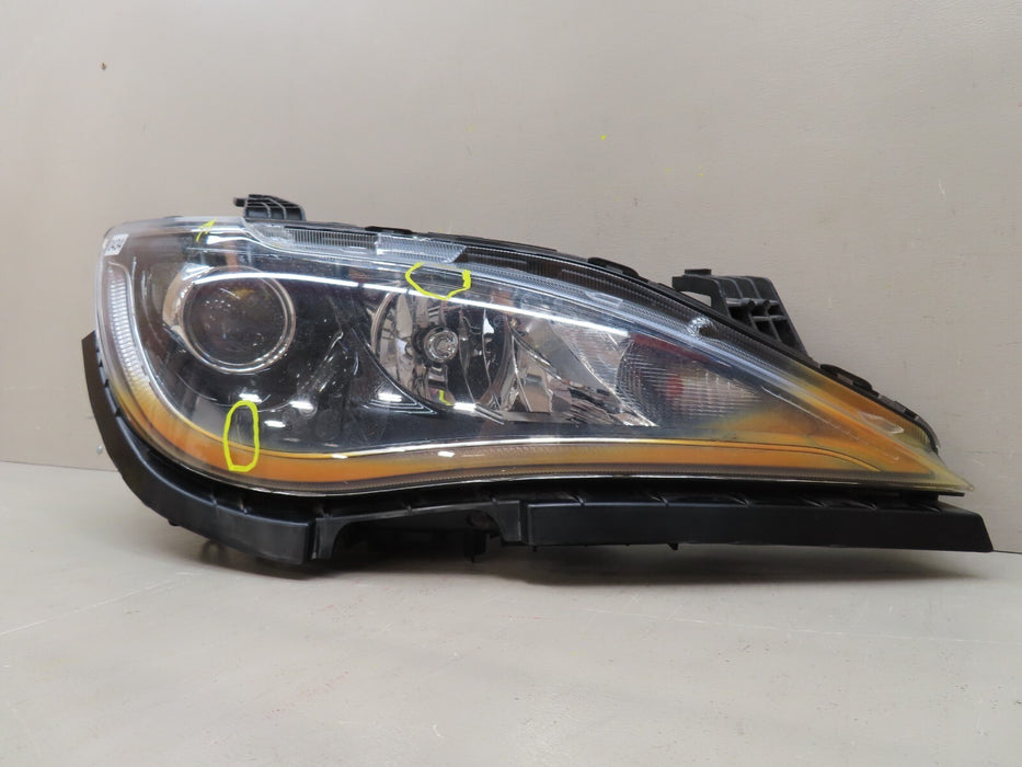 2017-2019 CHRYSLER PACIFICA FRONT RIGHT HEADLIGHT LAMP HALOGEN OEM 68228946AD
