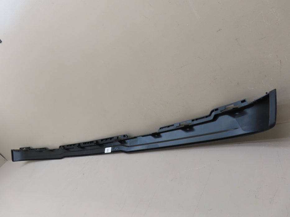 2022 2023 CHEVROLET SILVERADO 1500 FRONT LOWER BUMPER DEFLECTOR COVER OEM