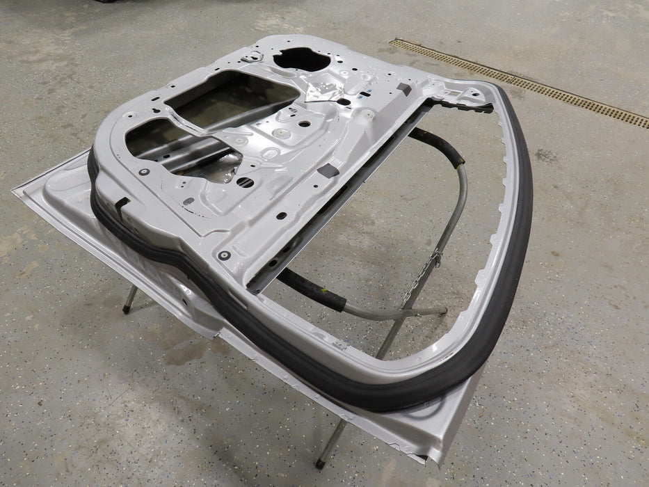 2012-2018 FORD FOCUS FRONT RIGHT PASSENGER DOOR PANEL SHELL OEM