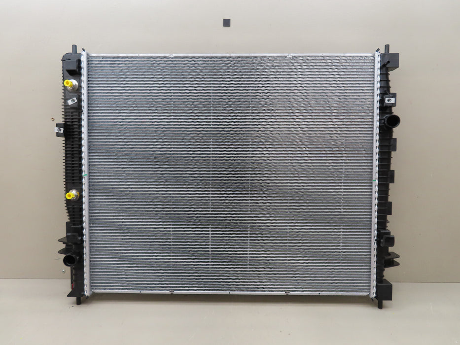 2018-2021 CHEVROLET TRAVERSE 3.6L ENGINE COOLANT RADIATOR OEM 86801855