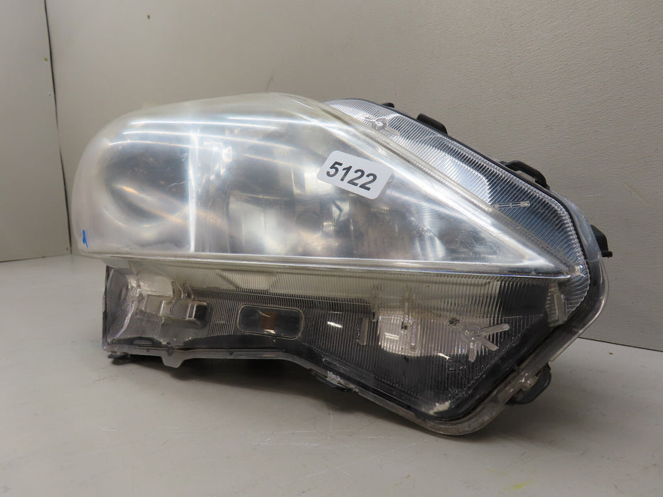 2012-2014 TOYOTA PRIUS V FRONT RIGHT PASSENGER SIDE HALOGEN LAMP OEM
