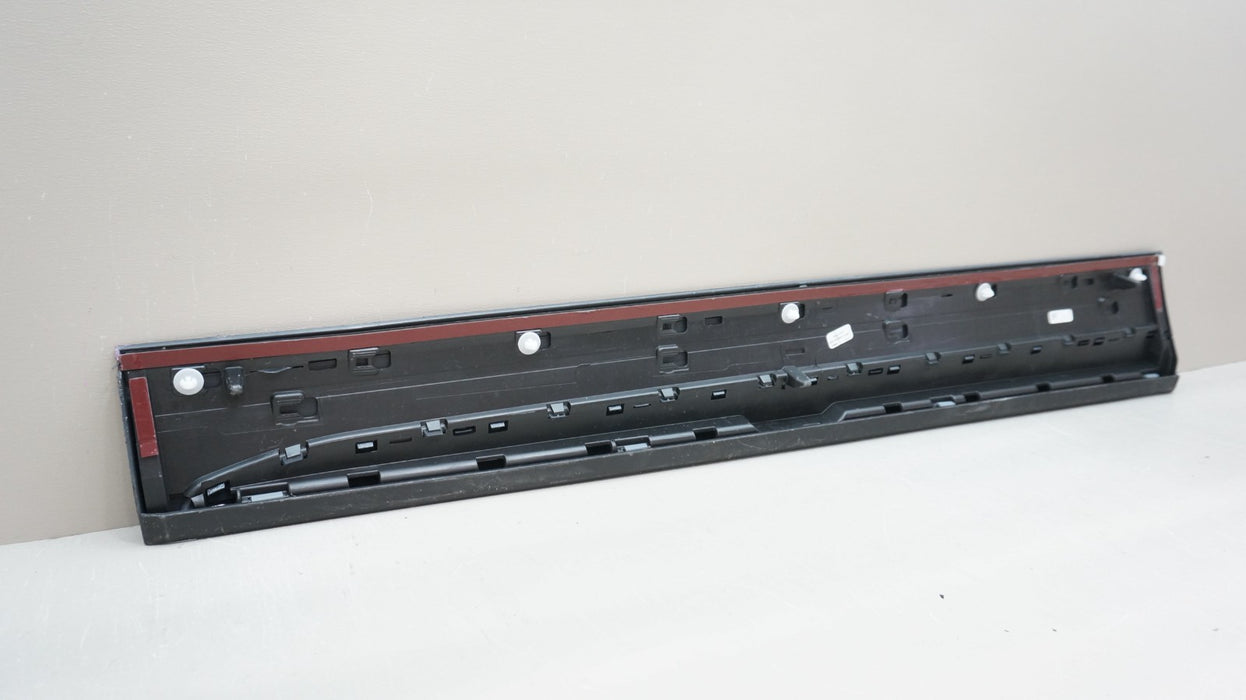 2018-2020 AUDI Q5 BASIS FRONT RIGHT LOWER DOOR MOLDING TRIM OEM 80A853960A