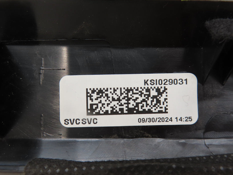 2021 2022 HYUNDAI SANTA FE REAR TAILGATE GARNISH MOLDING OEM