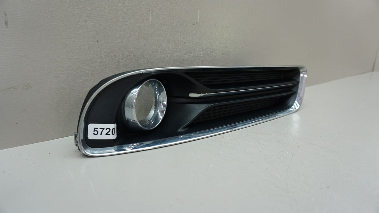2011-2016 CHRYSLER 300 LEFT LOWER GRILLE FOG LIGHT BEZEL TRIM OEM 11LX-197AB