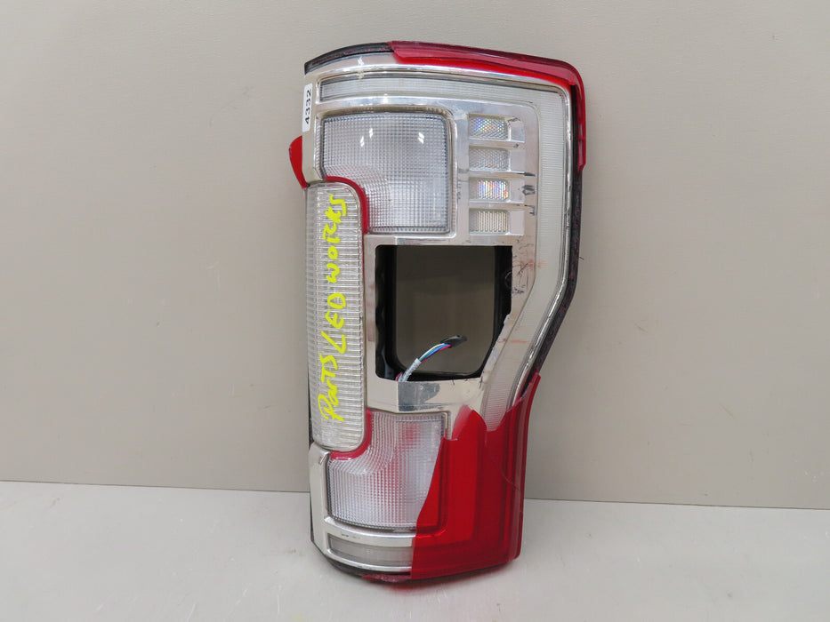 2017-2019 FORD F250 F-250 F350 REAR RIGHT PASSENGER TAIL LIGHT OEM PARTS LIGHT
