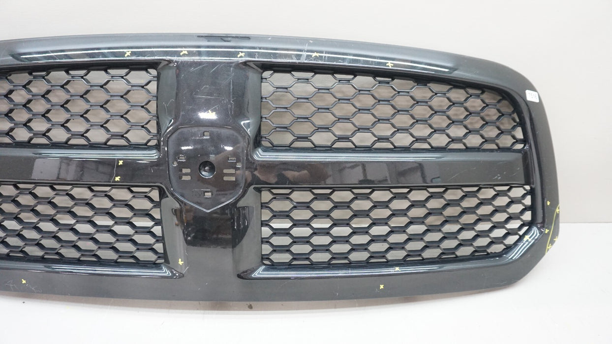2013-2018 DODGE RAM 1500 FRONT HONEYCOMB RADIATOR GRILLE GRILL OEM