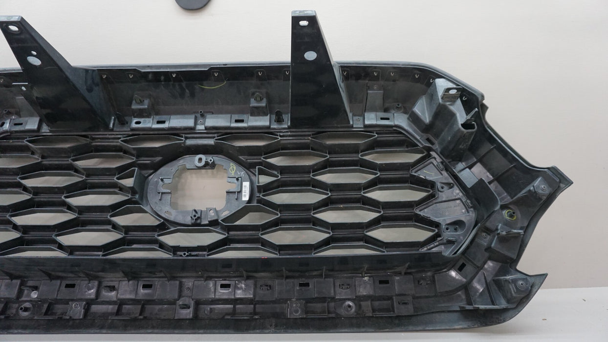 2016-2022 TOYOTA TACOMA FRONT UPPER MAIN GRILLE 53113-04040 OEM