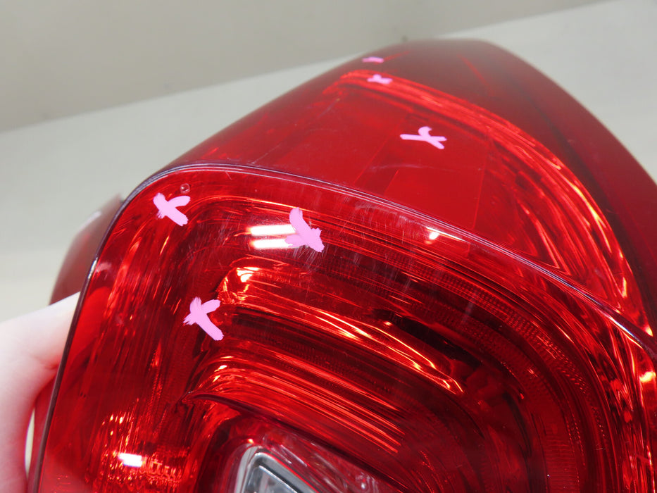 2017-2019 HONDA CRV CR-V REAR RIGHT PASSENGER SIDE TAIL LIGHT OUTER OEM