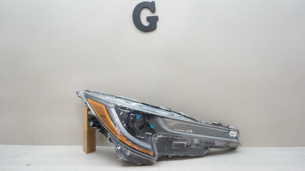 2020-2022 TOYOTA COROLLA FRONT RIGHT PASSENGER SIDE LED HEADLIGHT OEM
