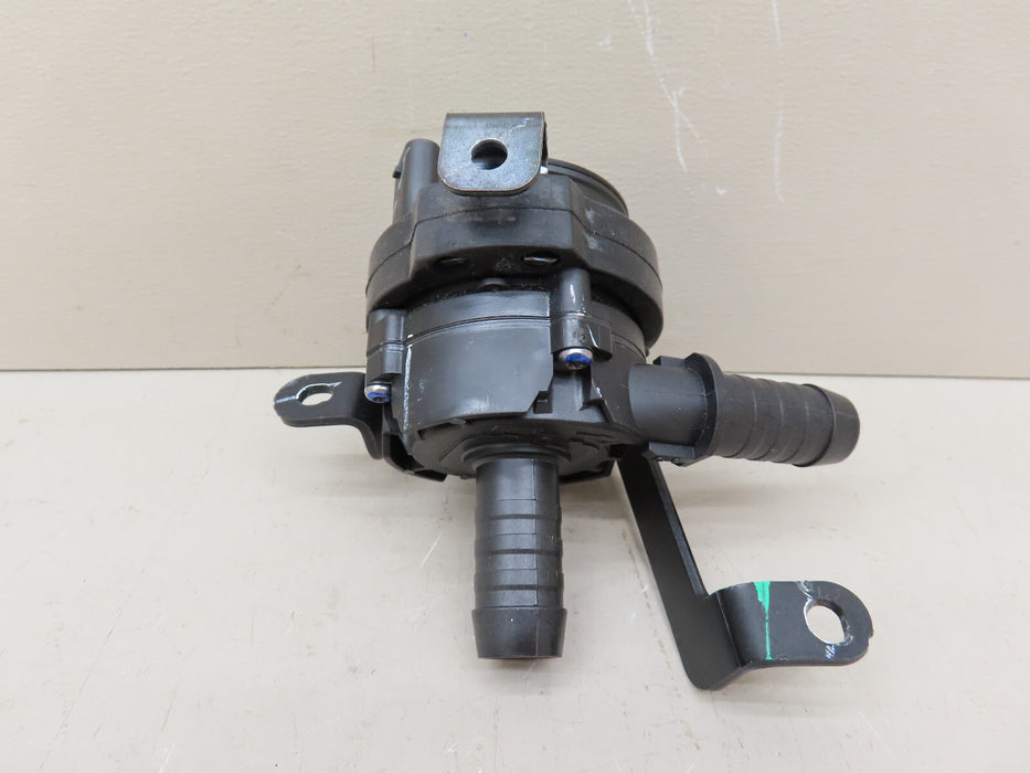 2017 2018 FORD ESCAPE ENGINE AUXILARY WATER PUMP OEM GV31-19D473
