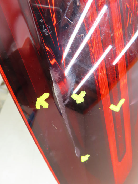 2015-2018 PORSCHE CAYENNE REAR RIGHT PASSENGER SIDE TAIL LIGHT LED OEM