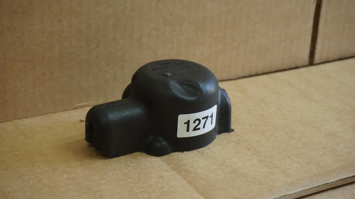 2016-2020 MERCEDES C63 AMG W205 4.0L HIGH PRESSURE RIGHT FUEL PUMP COVER OEM