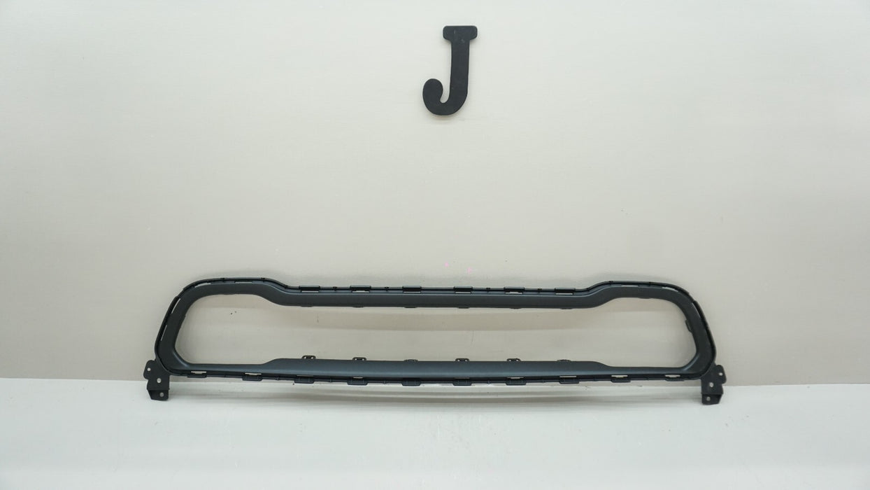 2014-2018 JEEP GRAND CHEROKEE FRONT LOWER GRILLE TRIM AFTERMARKET TONGYANG