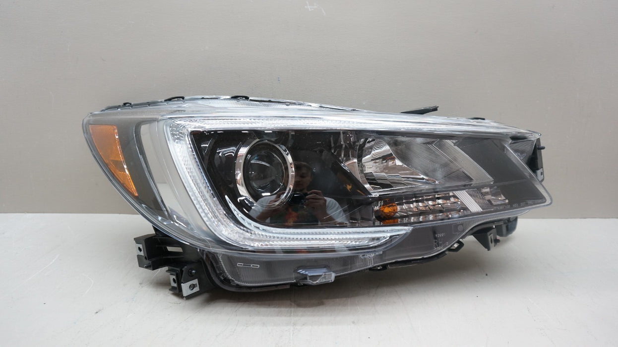 2018-2019 SUBARU OUTBACK FRONT RIGHT RH HALOGEN HEADLIGHT LAMP 84001AL10A OEM
