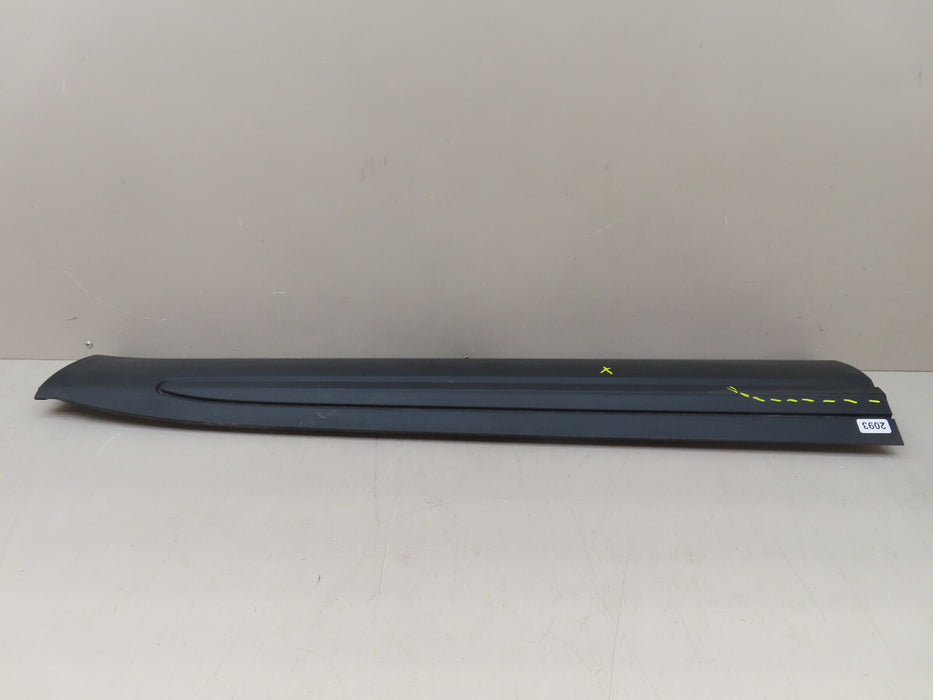 2020 2021 FORD EXPLORER FRONT RIGHT PASSENGER LOWER DOOR MOLDING OEM