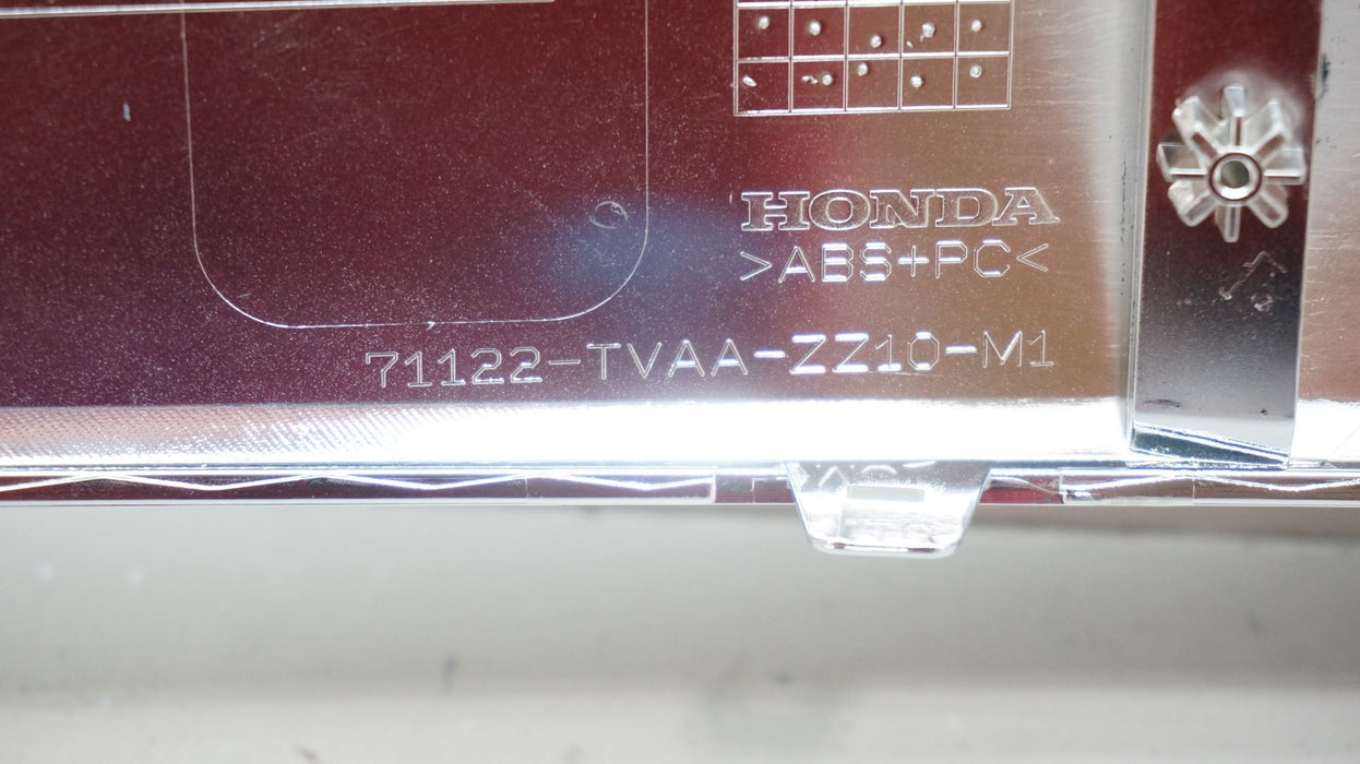 *MINT* 2018-2020 HONDA ACCORD FRONT GRILLE CHROME MOLDING 71122-TVAA-ZZ10 OEM