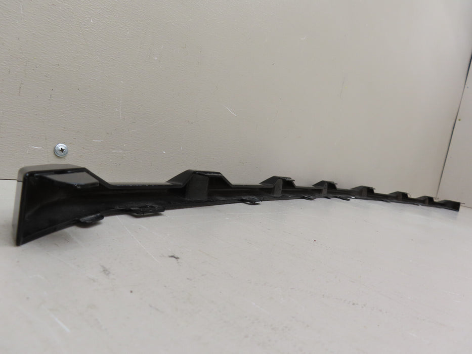 2022 2023 CHEVROLET SILVERADO 1500 FRONT GRILLE LOWER TRIM PIECE 05 OEM