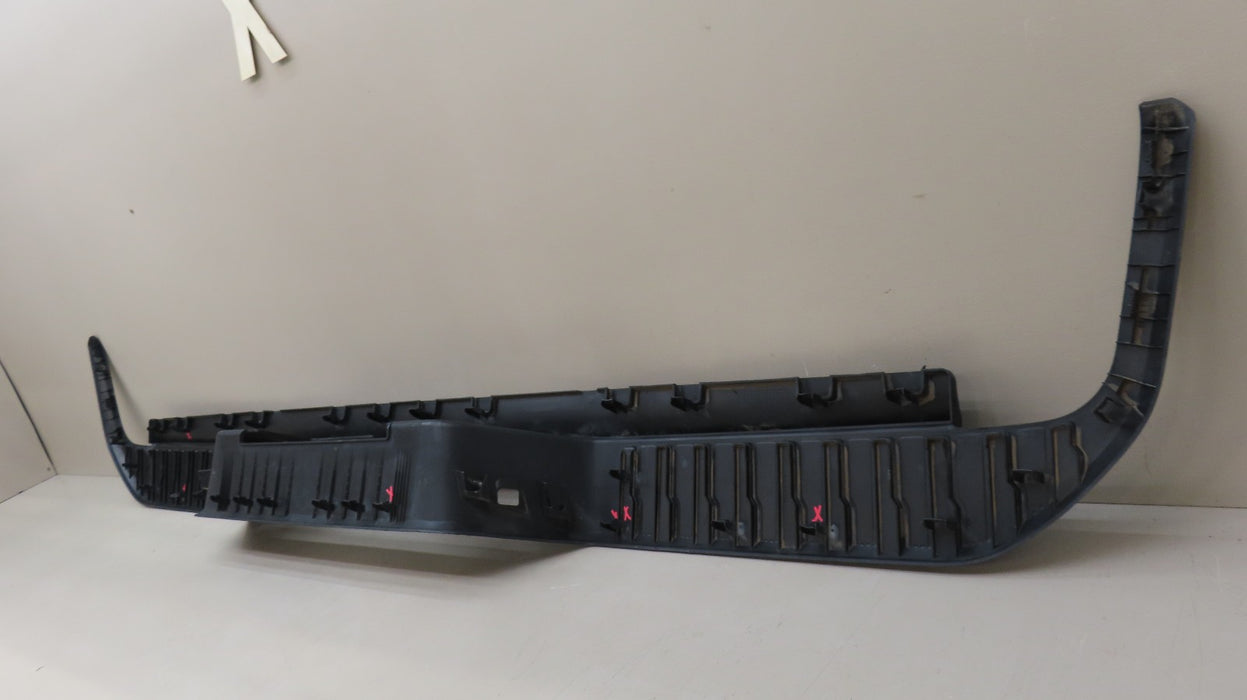 2019-2025 CHEVROLET/GMC SILVERADO-SIERRA 1500 REAR UPPER STEP BUMPER COVER OEM