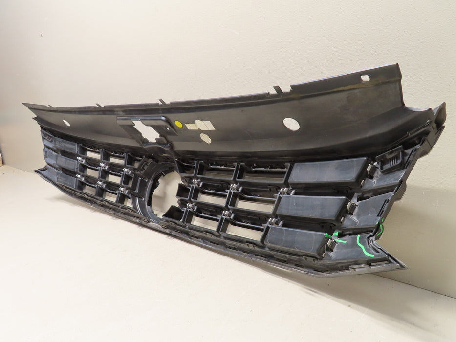 2016 2017 VOLKSWAGEN PASSAT UPPER GRILL GRILLE OEM