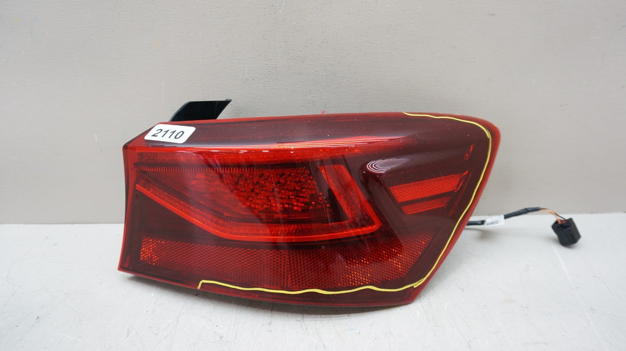 2019-2024 KIA FORTE REAR RIGHT PASSENGER SIDE OUTER TAIL LIGHT OEM