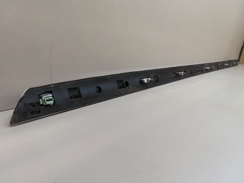 2016-2020 CADILLAC ESCALADE ESV LEFT DRIVER ROOF SIDE RAIL OEM 84393980