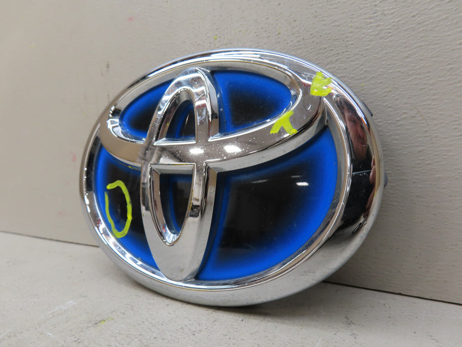 2012-2017 TOYOTA PRIUS CAMRY HIGHLANDER FRONT GRILLE EMBLEM OEM 75311-47011