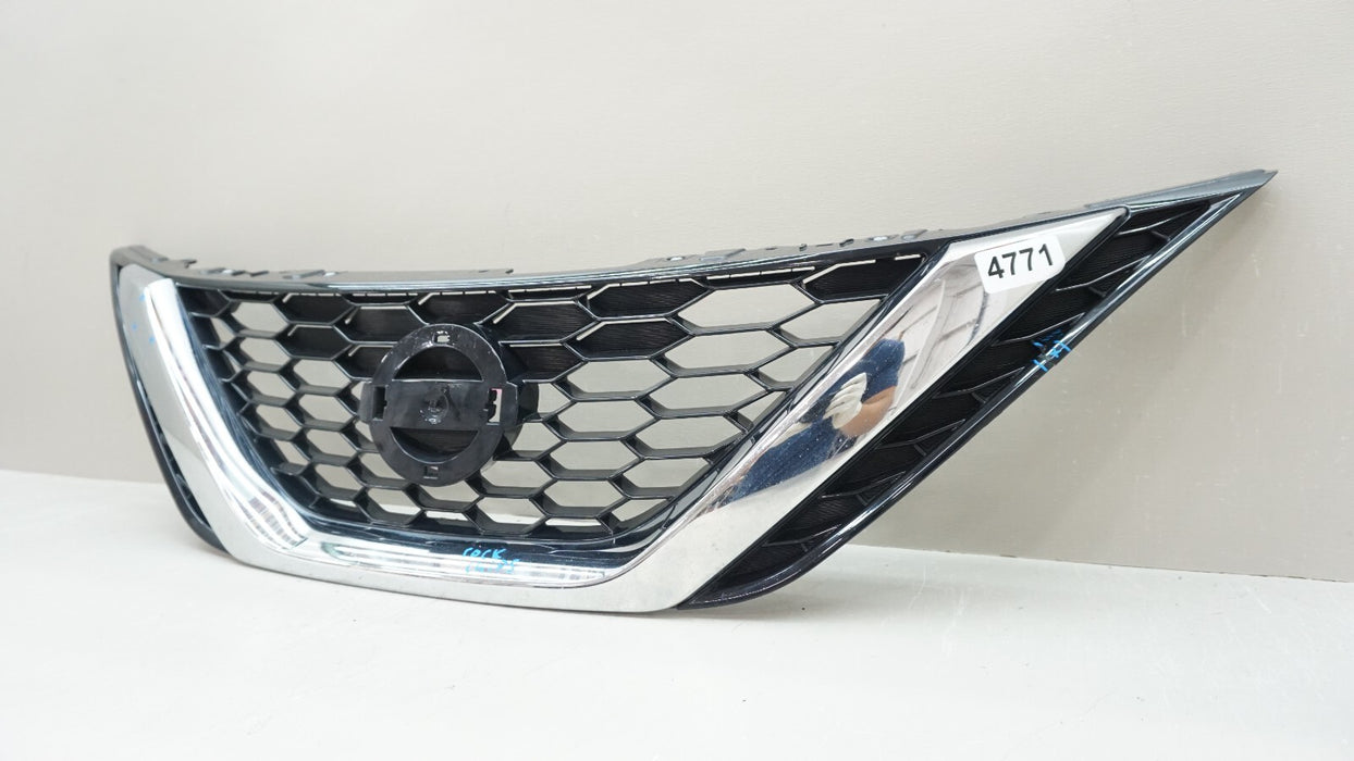 2016-2018 NISSAN SENTRA FRONT UPPER GRILLE 62310 3YU0D OEM 16 17 18