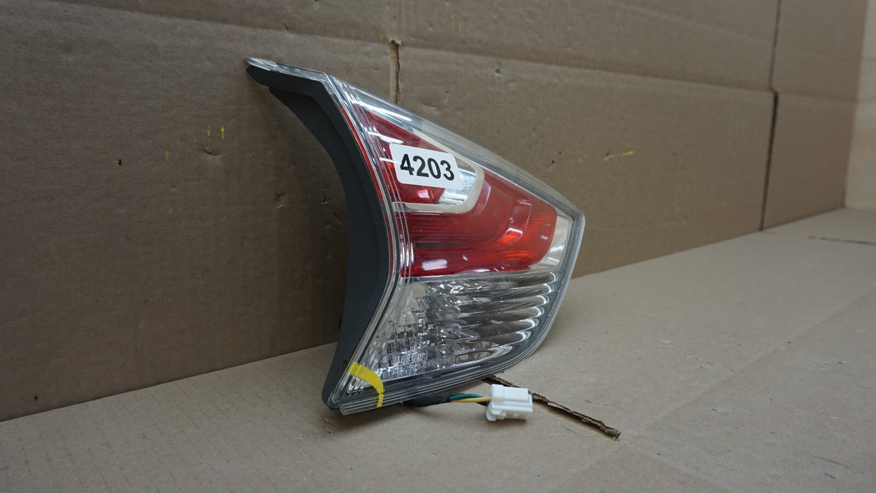 2014-2016 NISSAN ROGUE REAR LEFT SIDE INNER TRUNK TAIL LIGHT OEM 14 15 16