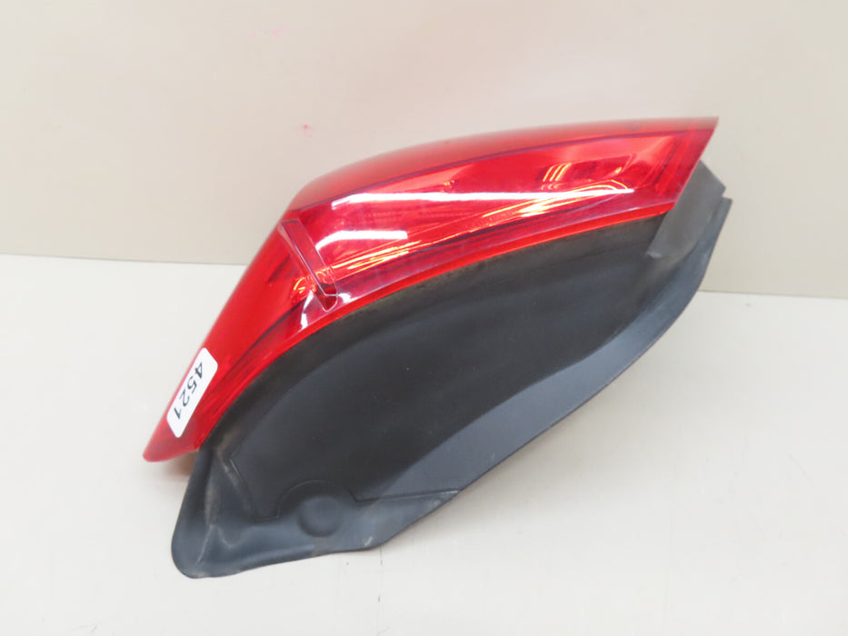 2014-2020 CHEVROLET IMPALA RIGHT PASSENGER SIDE TAIL LIGHT OUTER OEM