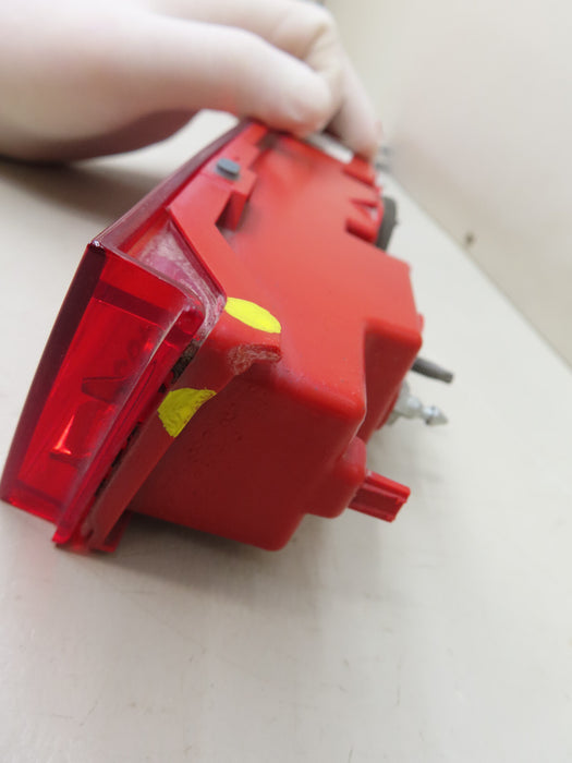 2015-2019 LINCOLN MKC REAR LIFTGATE CENTER LED TAIL LIGHT OEM