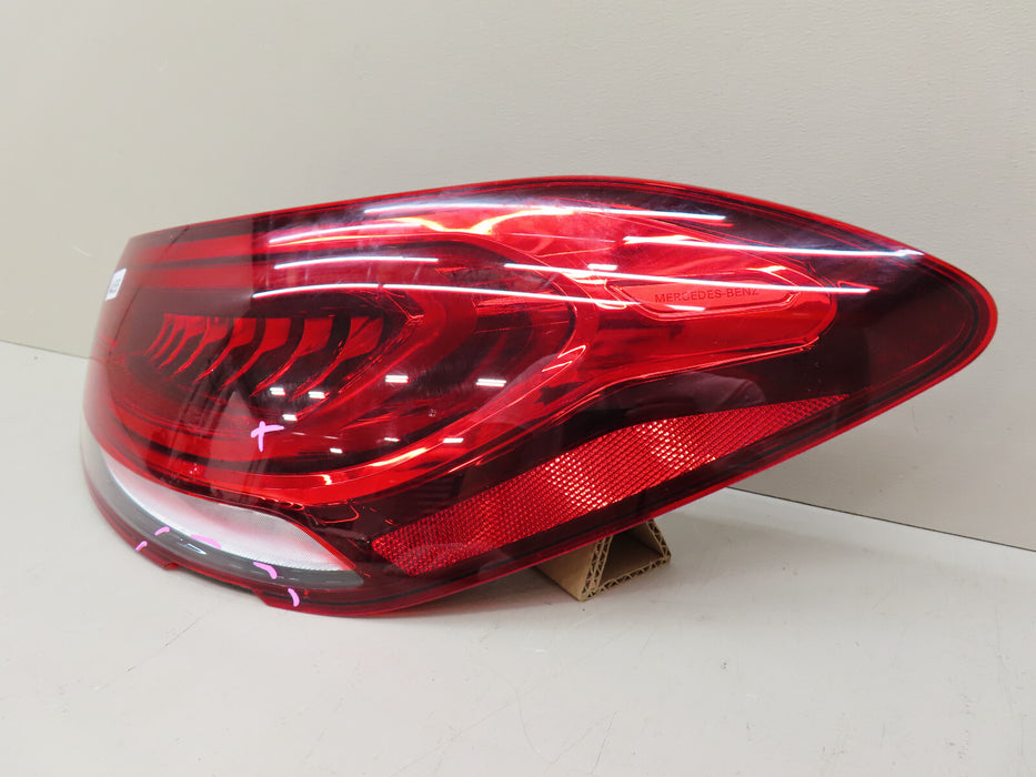 2020-2023 MERCEDES GLE63 GLE 53 RIGHT RH  SIDE LED TAIL LIGHT LAMP OEM