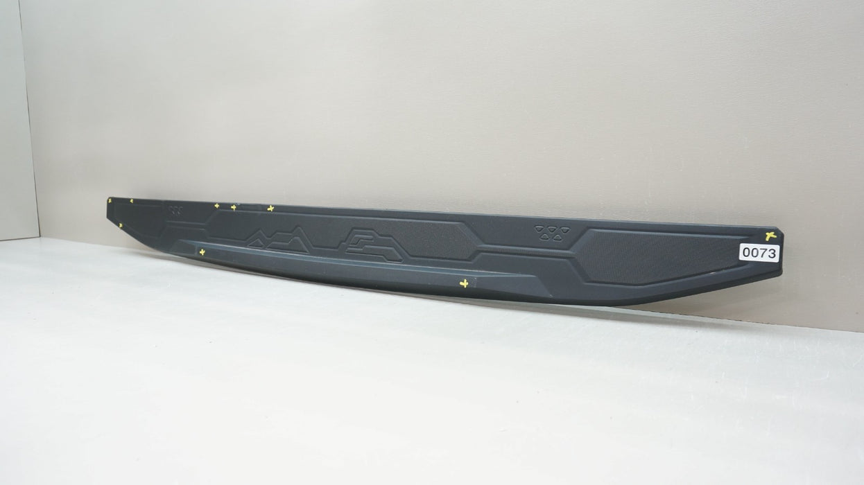 2023-2026 CHEVROLET COLORADO REAR TAILGATE CAP MOLDING OEM 84777541