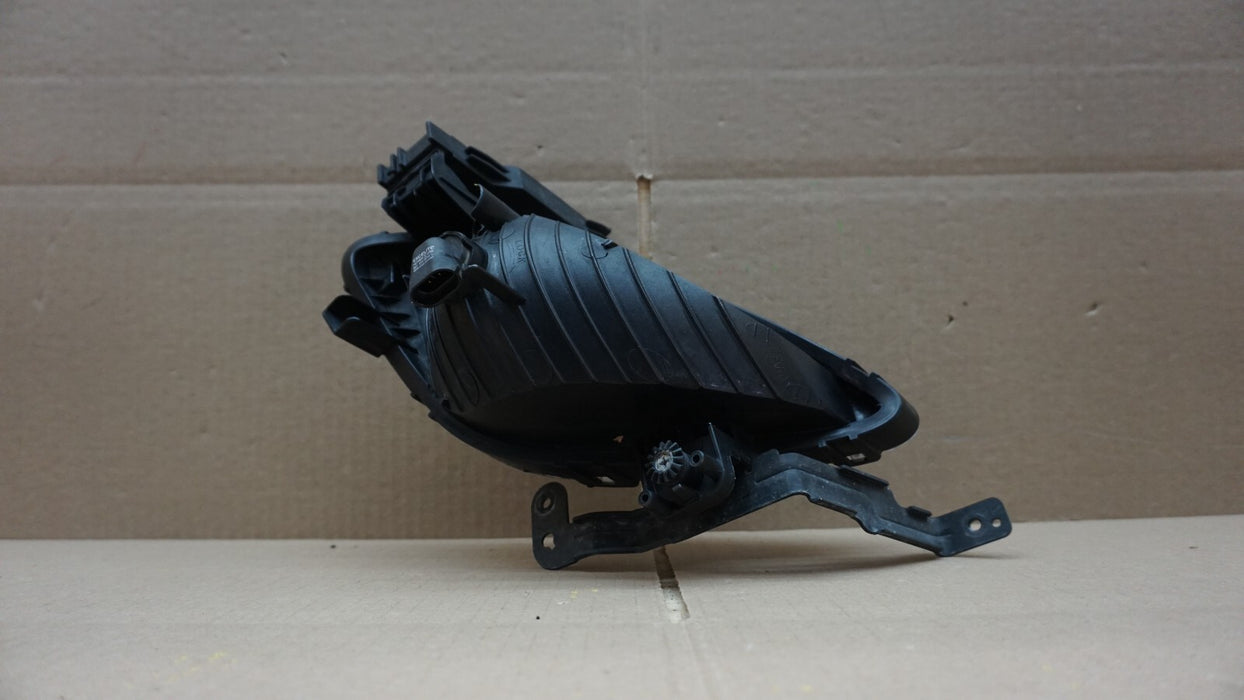 2011-2013 HYUNDAI ELANTRA FRONT LEFT DRIVERS FOG LIGHT HALOGEN OEM 92201-3X000